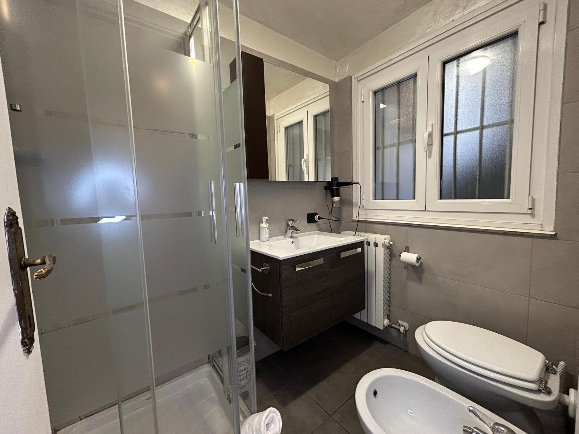 Alessandro 82 - Immobili E Soluzioni Rent Bérgamo Exterior foto