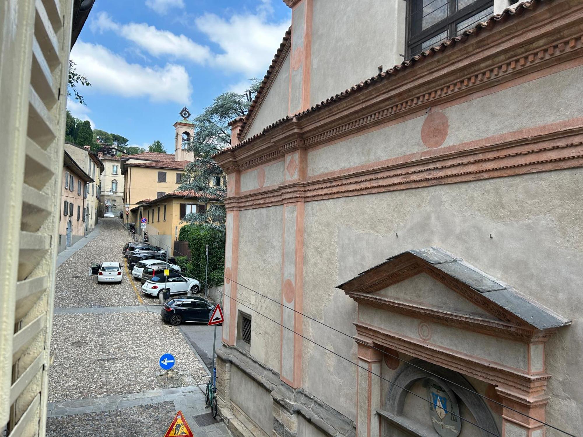 Alessandro 82 - Immobili E Soluzioni Rent Bérgamo Exterior foto